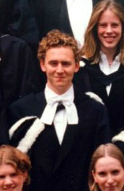 young tom hiddleston